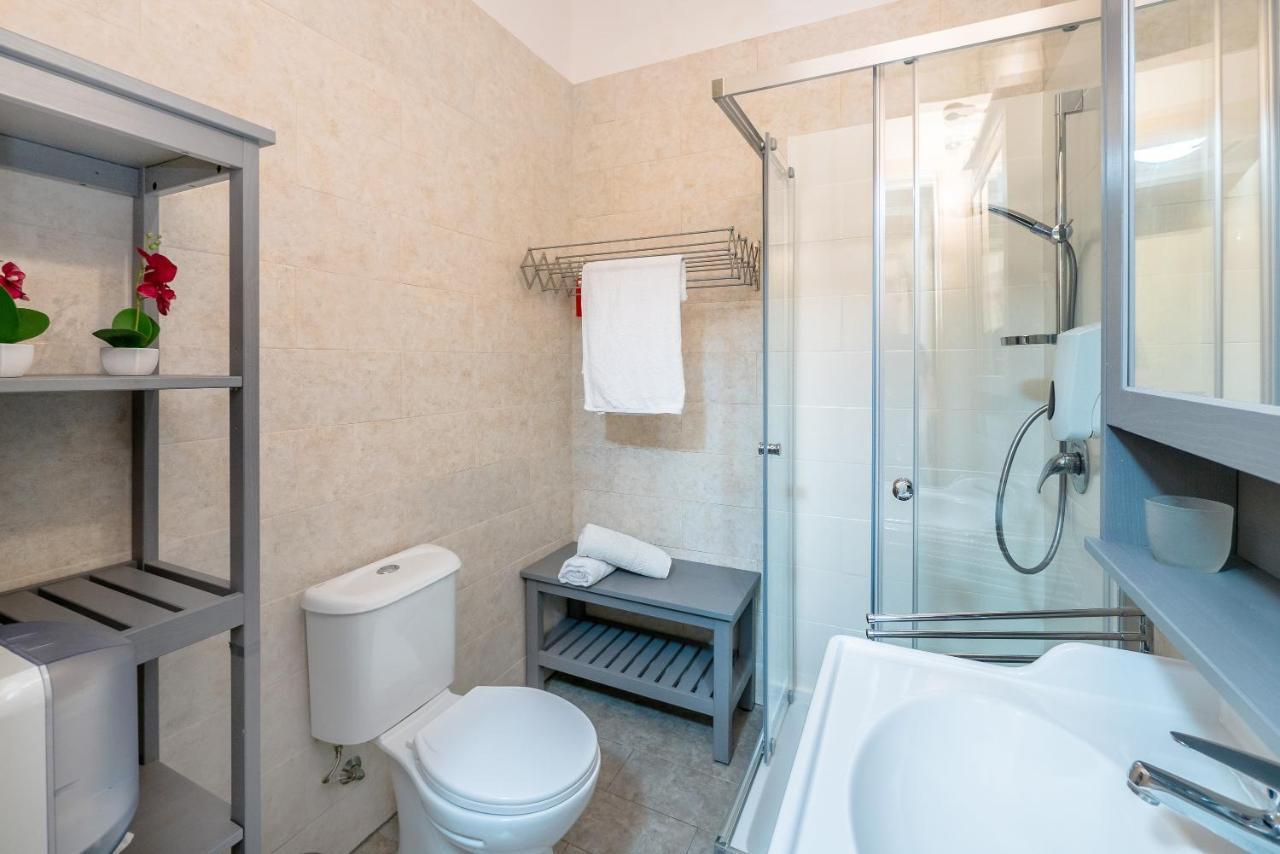 Valletta Main Street Apartment Екстериор снимка