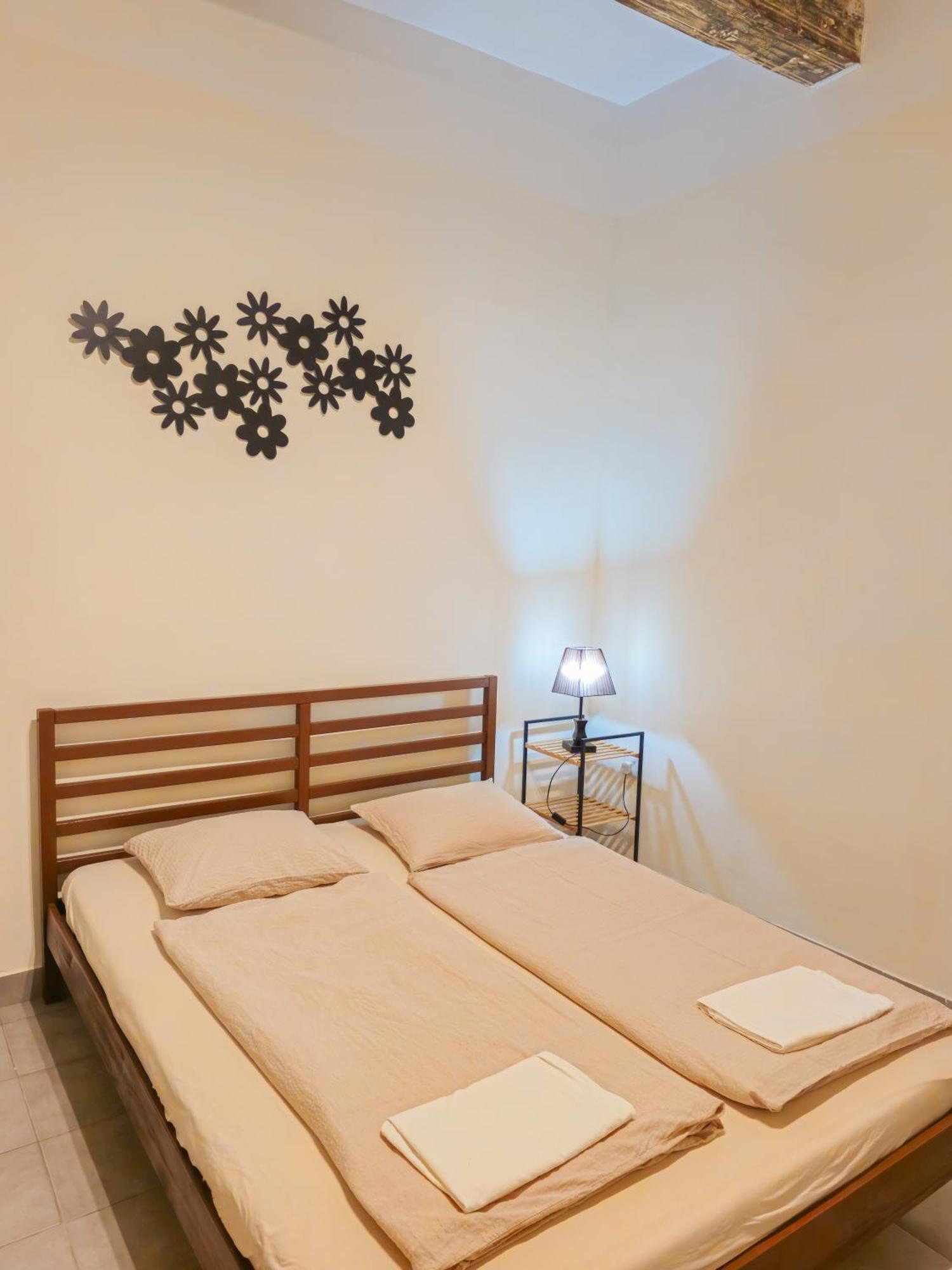 Valletta Main Street Apartment Екстериор снимка