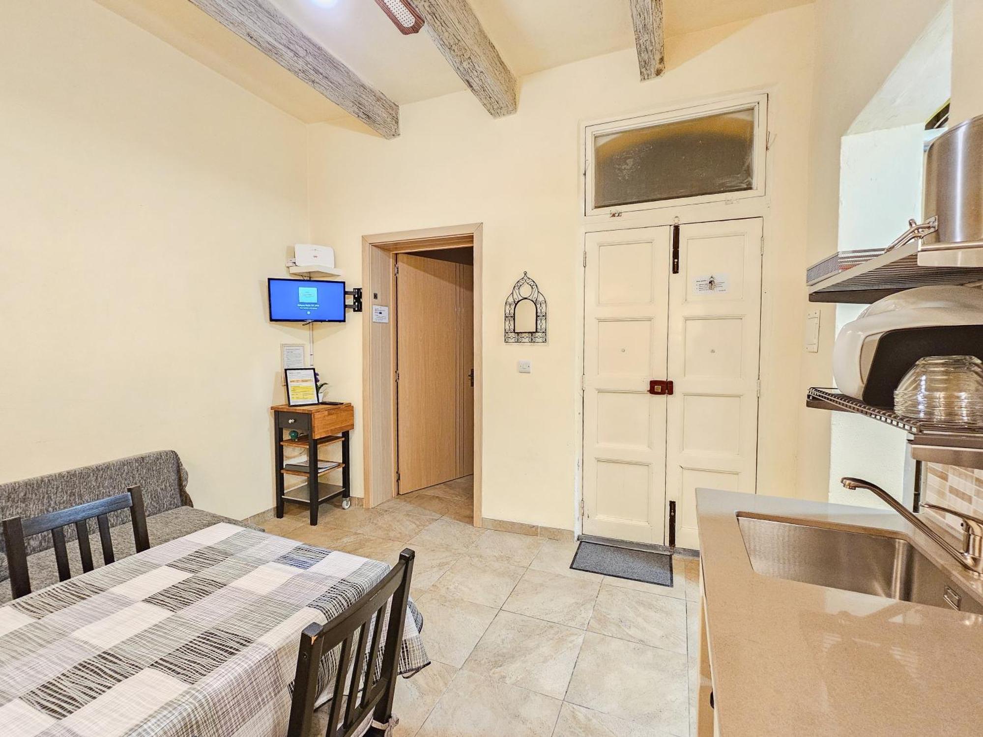 Valletta Main Street Apartment Екстериор снимка