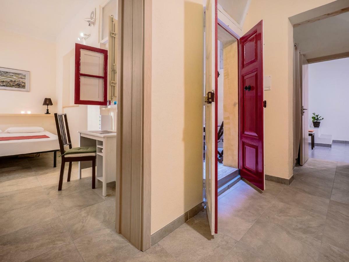 Valletta Main Street Apartment Екстериор снимка