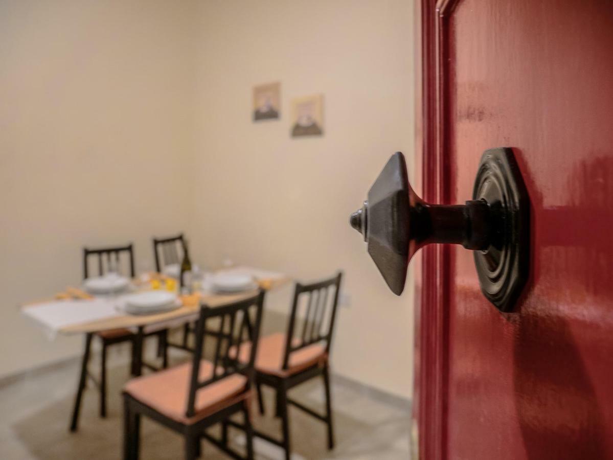 Valletta Main Street Apartment Екстериор снимка