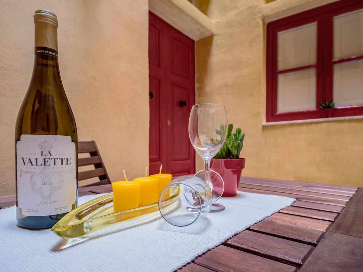 Valletta Main Street Apartment Екстериор снимка
